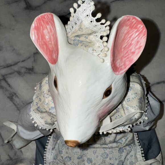 New Vintage Porcelain Mouse Doll 20" Victorian Dress Country Farmhouse Nursery - Picture 4 of 16